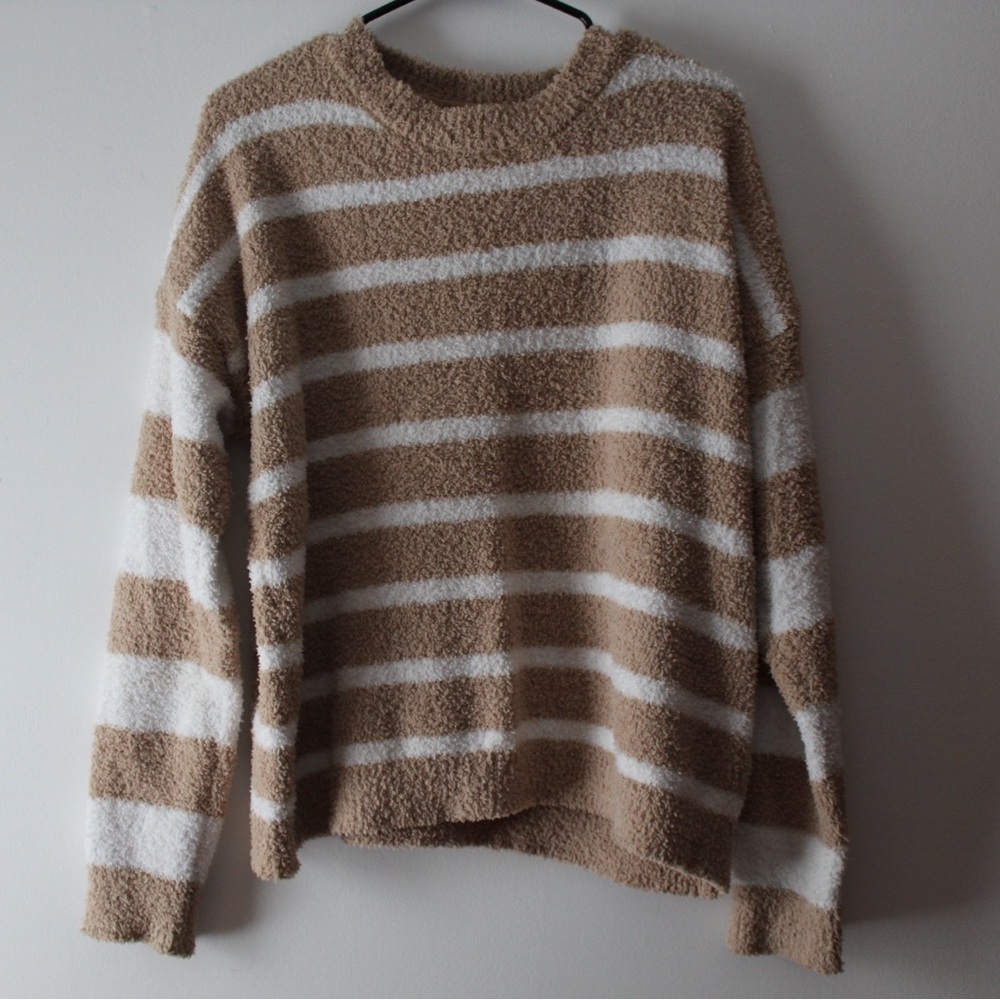Pink Lily Fuzzy Tan and White Sweater
